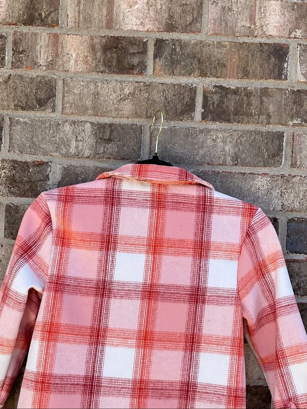 Take 50% OFF- Old Navy Coral and Orange Plaid Button-Front Shacket, Size-6